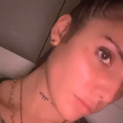 Vidéo similaire de _danae_