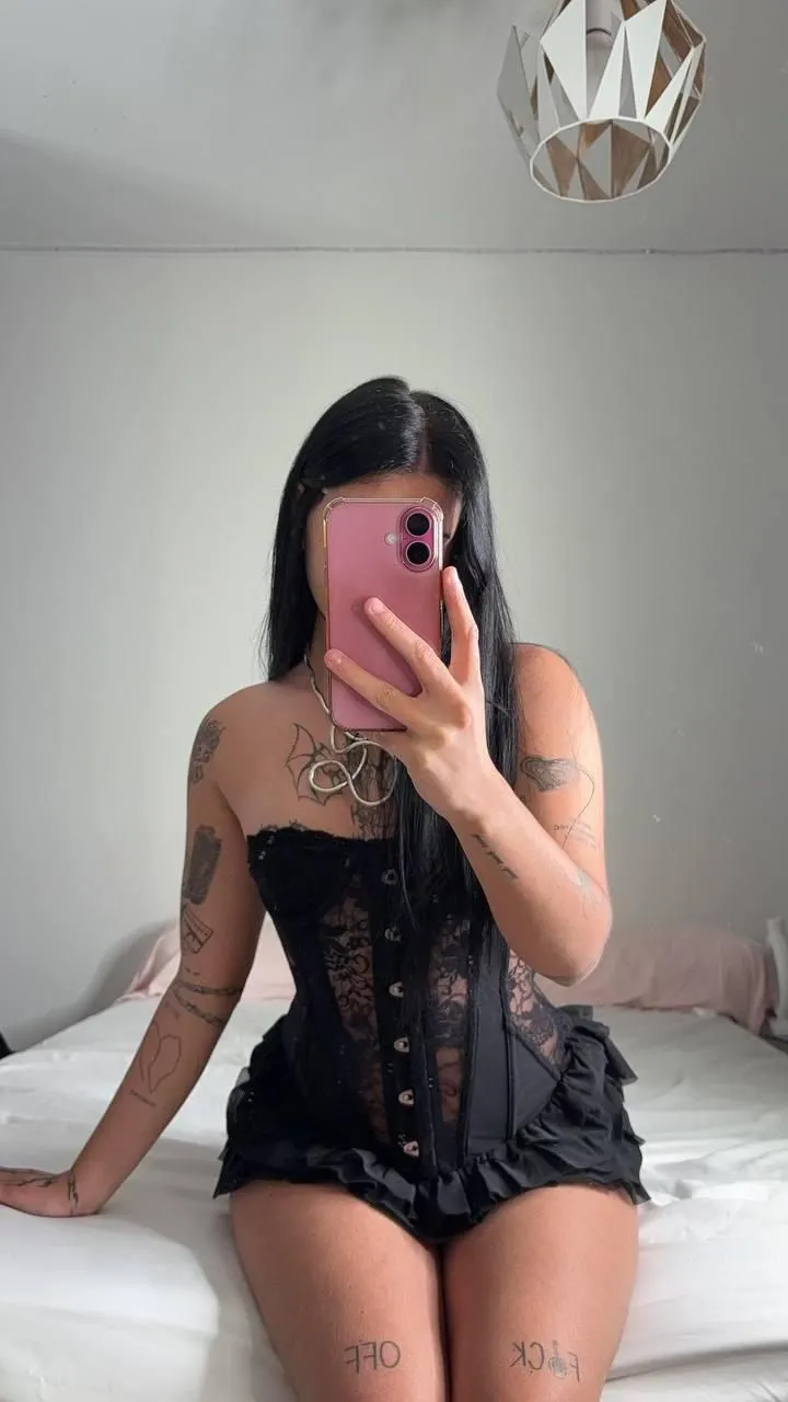 Adelefxck nude leak — photo porn MYM de Adelefxck nue