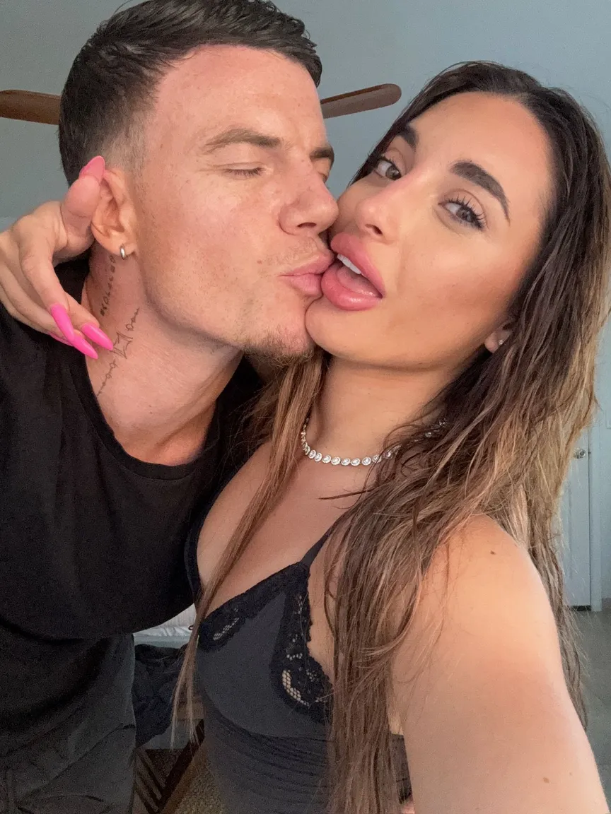 Adrienshow nude leak — photo porn MYM de Adrienshow nue