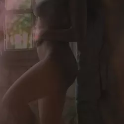Vidéo similaire de Alicebonheur