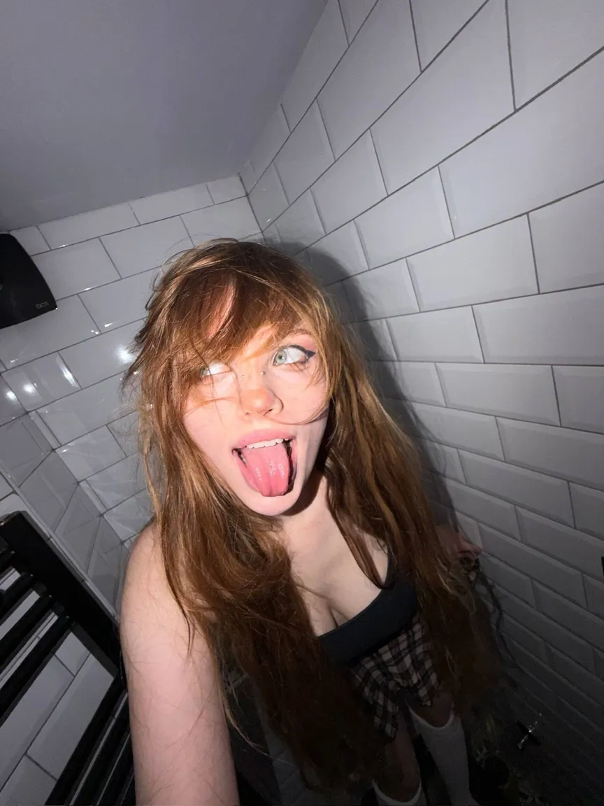 Alicefoxyslut nude leak — photo porn MYM de Alicefoxyslut nue