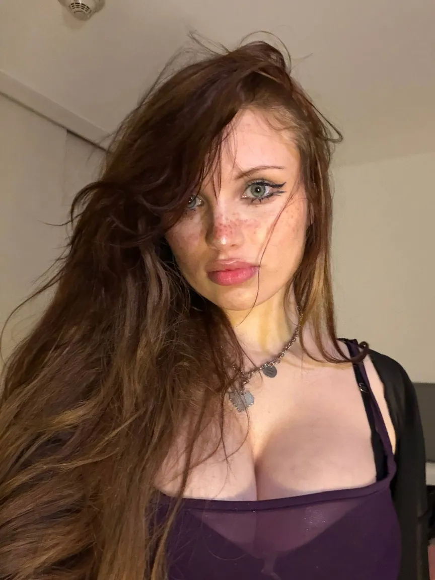Alicefoxyslut nude leak — photo porn MYM de Alicefoxyslut nue