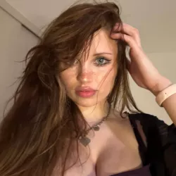 Alicefoxyslut nude — photo porn leak MYM