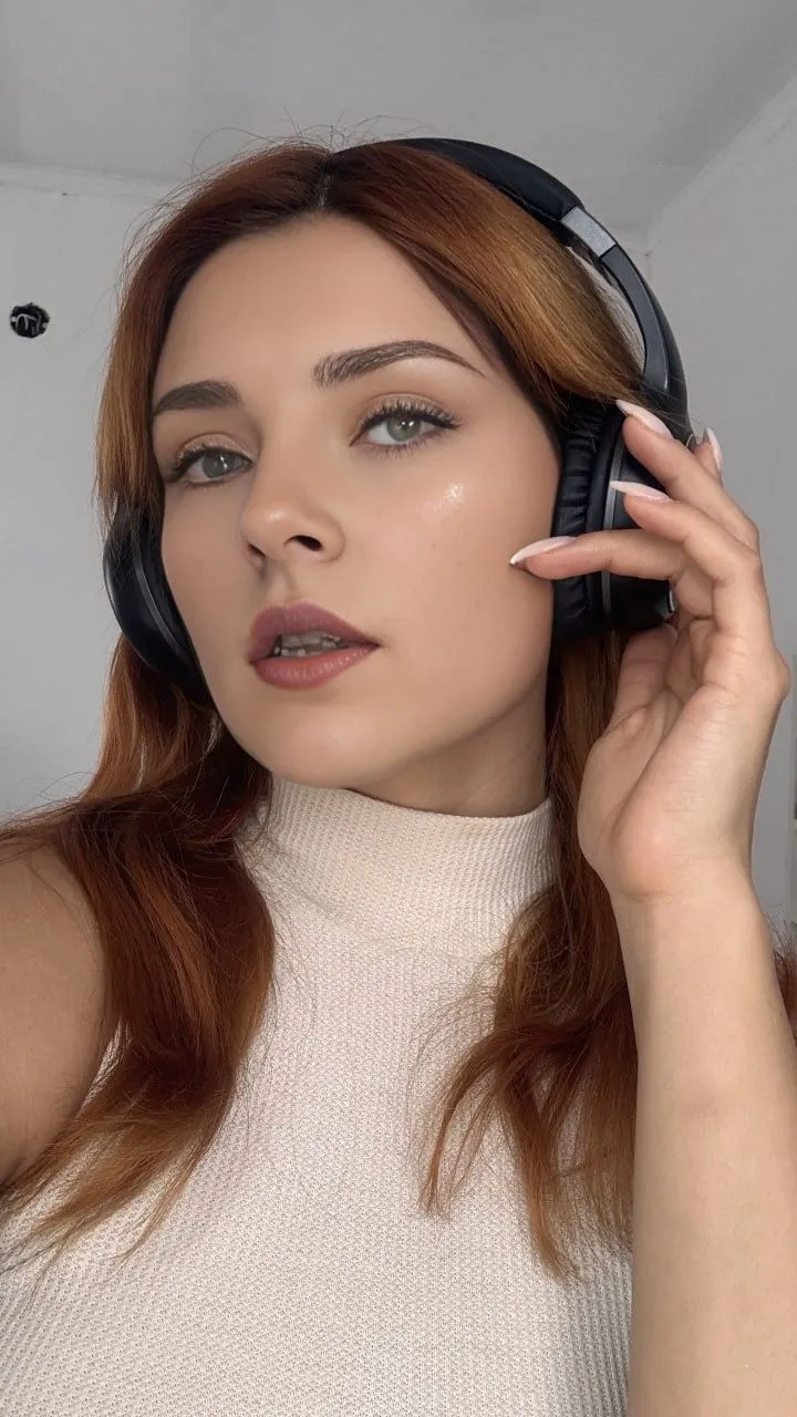 Ambrecharney nude leak — photo porn MYM de Ambrecharney nue