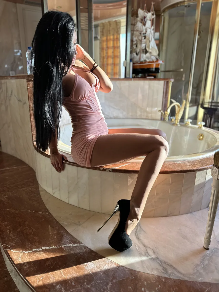Angela-doll nude leak — photo porn MYM de Angela-doll nue