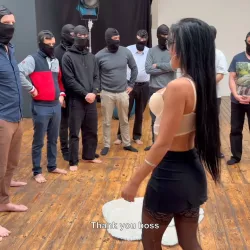 Média similaire de Angela-doll