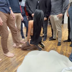 Média similaire de Angela-doll