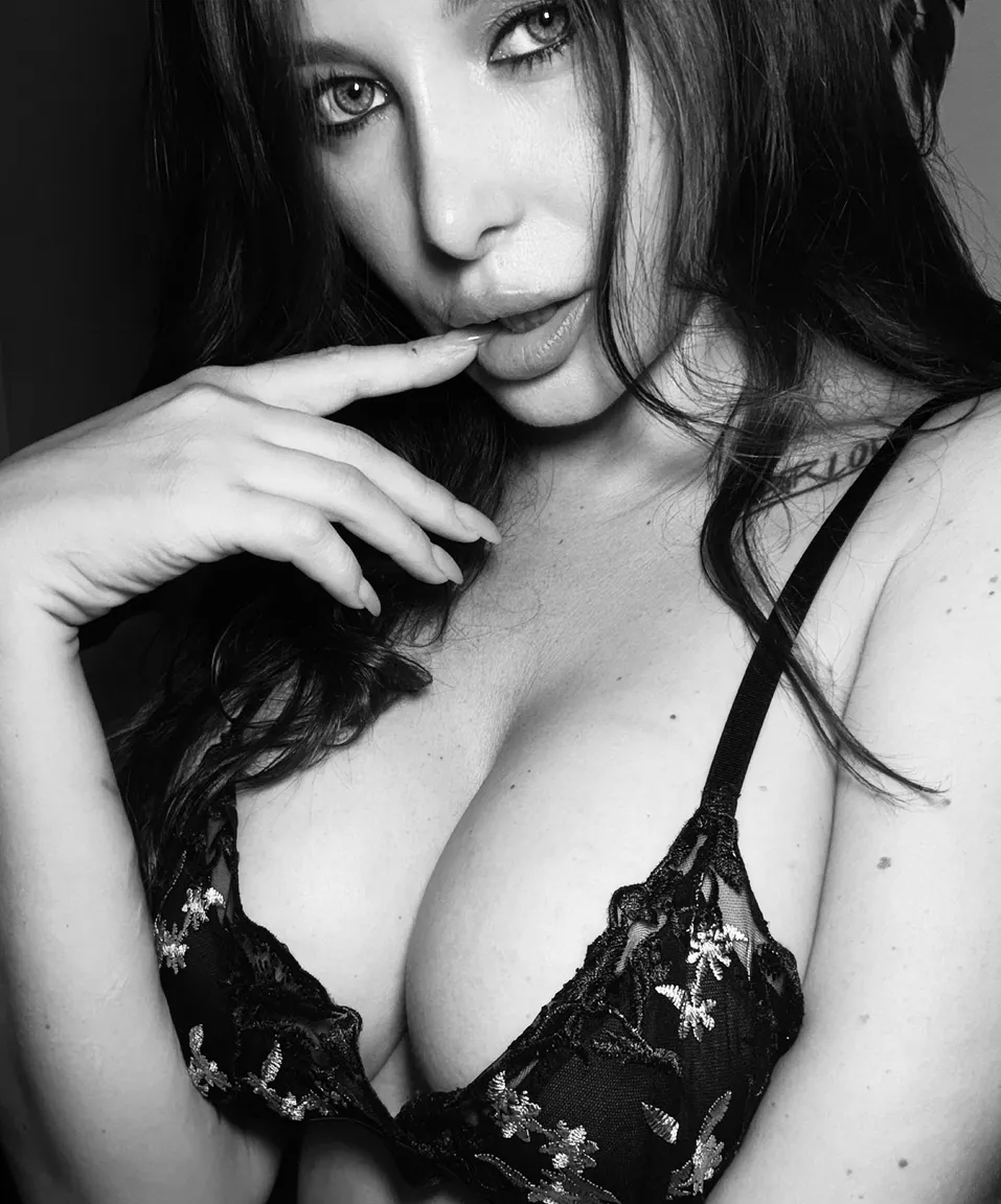 Annapolina nude leak — photo porn MYM de Annapolina nue