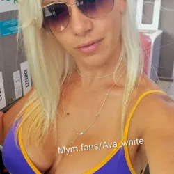 Photo de Ava_white