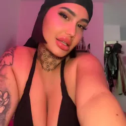 Barbiejoy nude — vidéo porn leak MYM