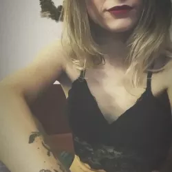Belletoutenue nude — vidéo porn leak MYM