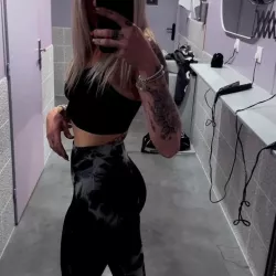 Blondie_inked777 nude — vidéo porn leak MYM