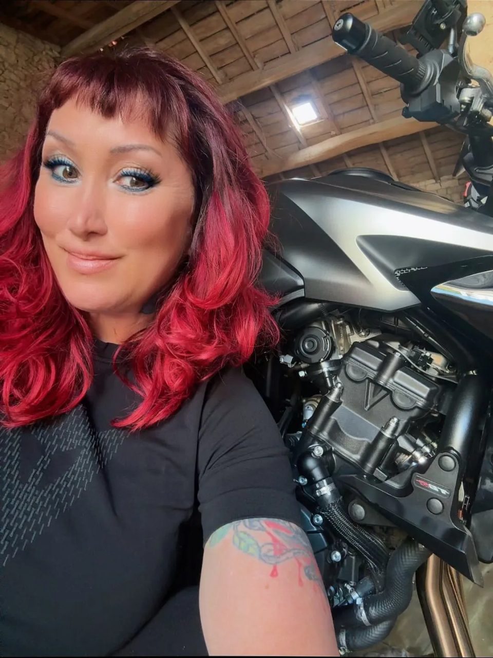 Carolebike nude leak — photo porn MYM de Carolebike nue