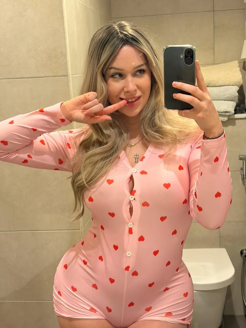 Cassandrabq nude leak — photo porn MYM de Cassandrabq nue