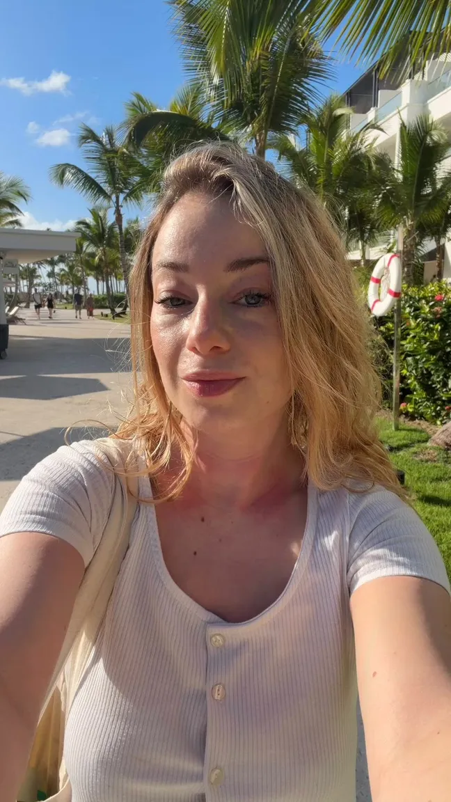 Celinegld nude leak — vidéo porn MYM de Celinegld nue