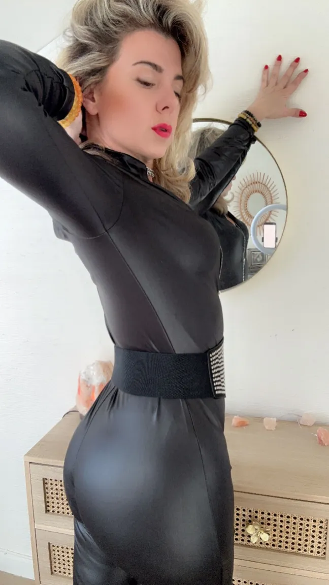 Cindylopes nude leak — photo porn MYM de Cindylopes nue