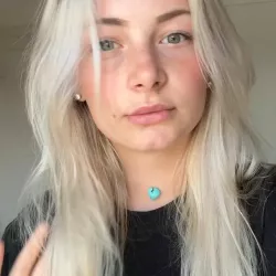 Vidéo similaire de Delika