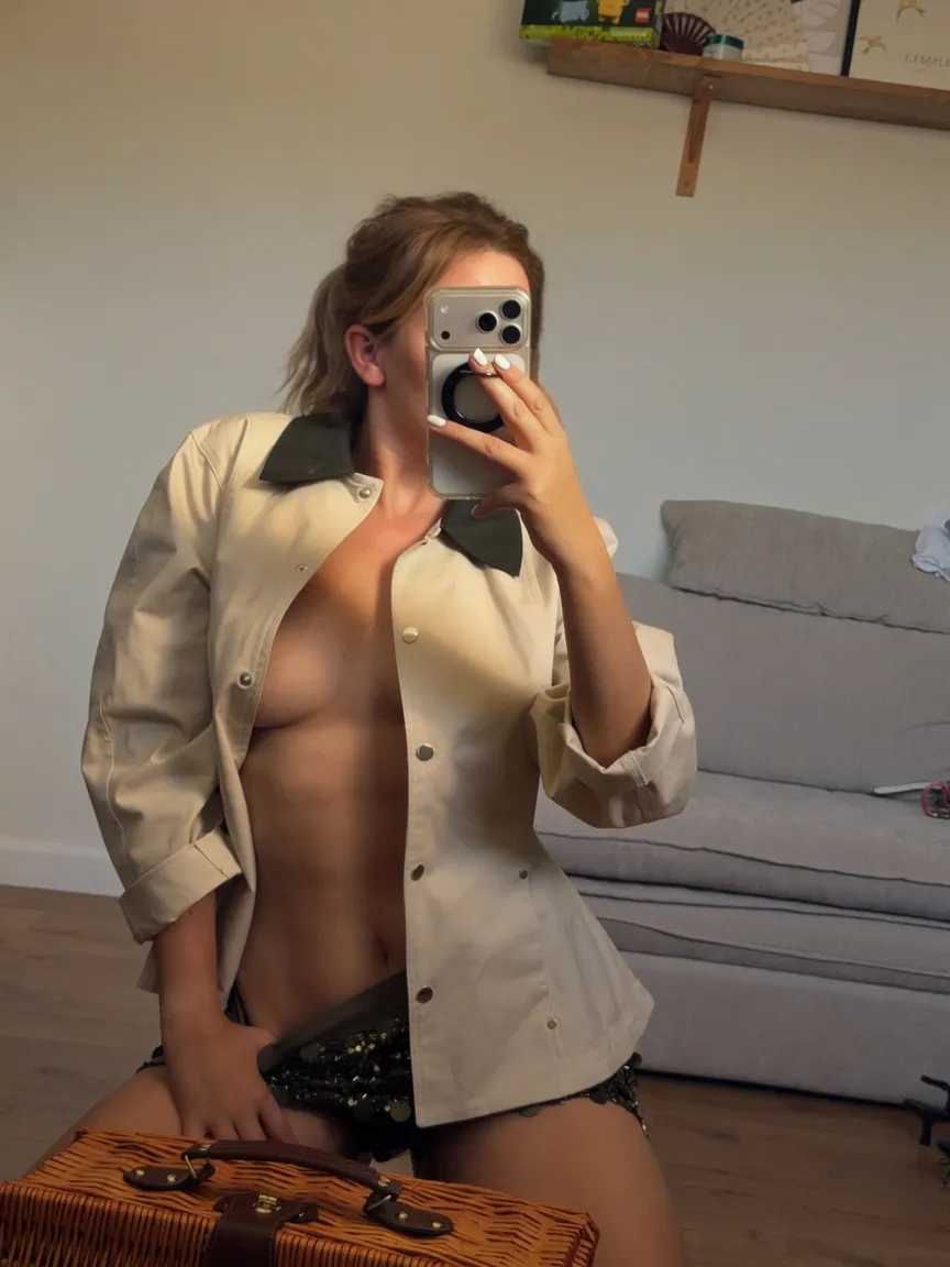 Diluvienne nude leak — photo porn MYM de Diluvienne nue