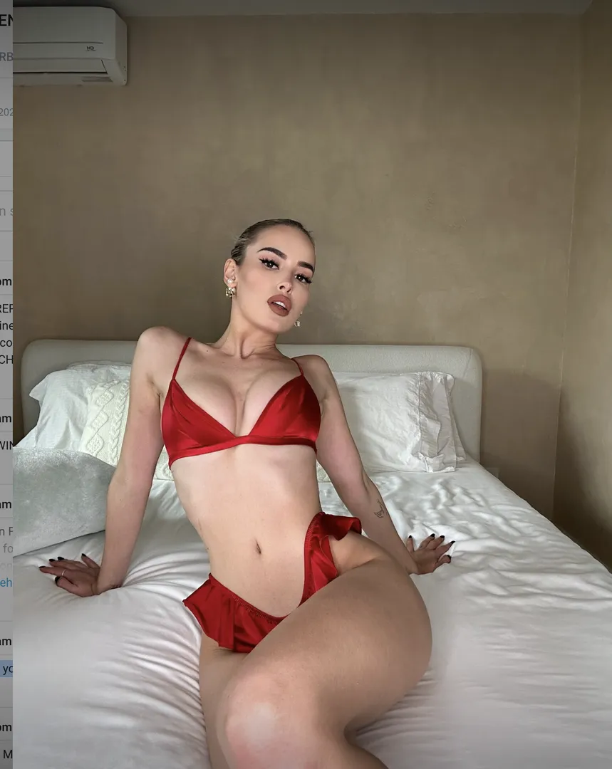 Photo de Elenakamperi - MYM