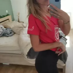 Elia nude — vidéo porn leak MYM