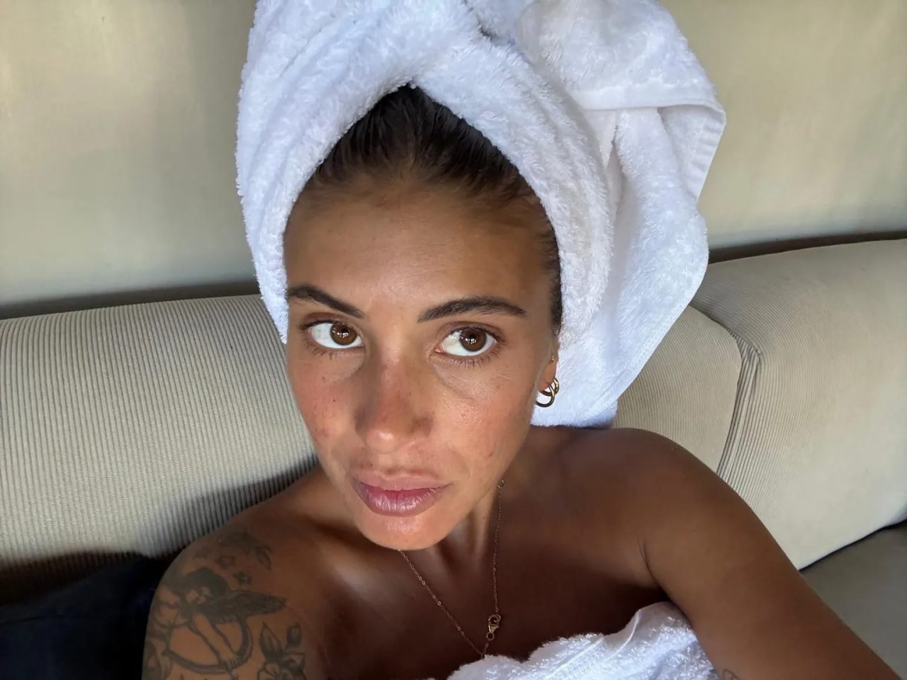 Emiiby nude leak — photo porn MYM de Emiiby nue
