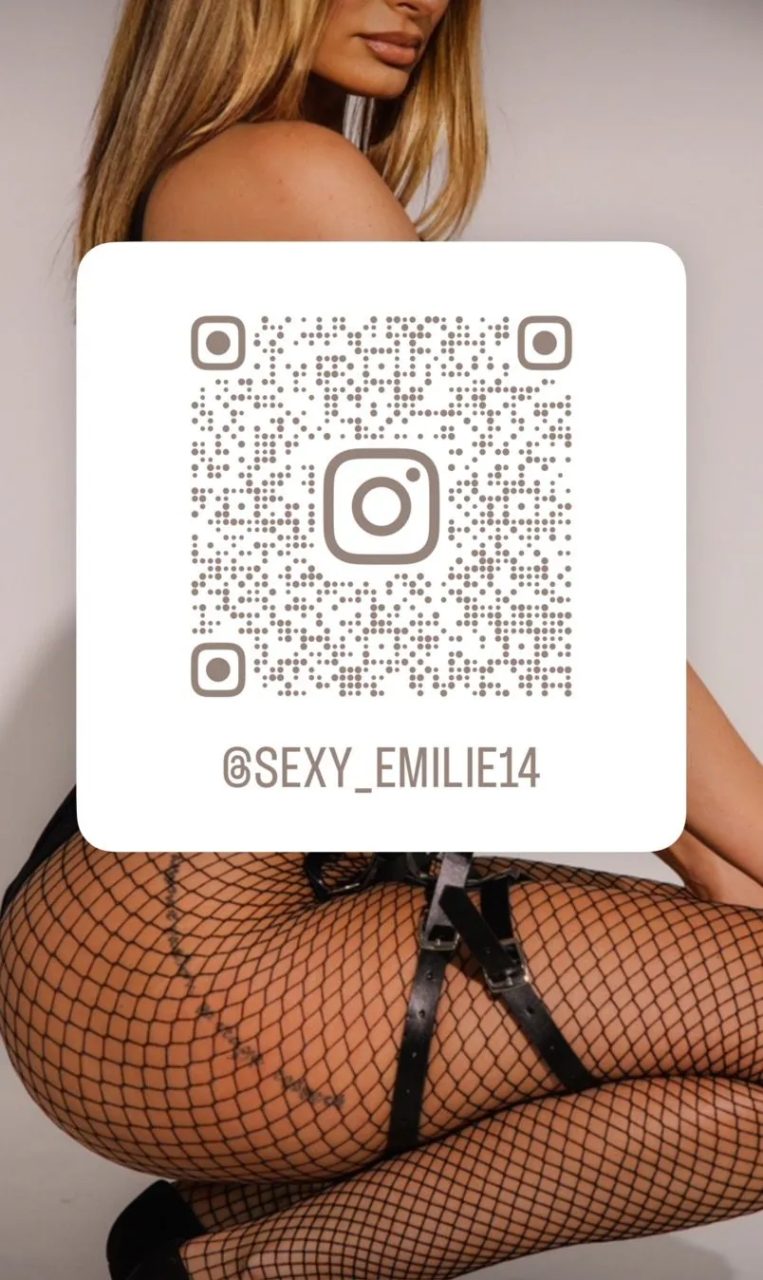 Emilienefnaf nude leak — photo porn MYM de Emilienefnaf nue