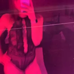 Emy25 nude — vidéo porn leak MYM