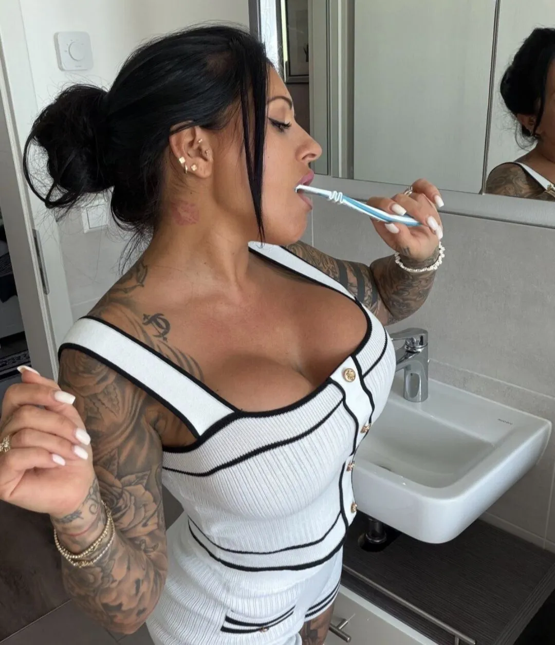 Followjuliajasmin nude leak — photo porn MYM de Followjuliajasmin nue