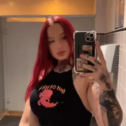 Galaxy99 nude — vidéo porn leak MYM