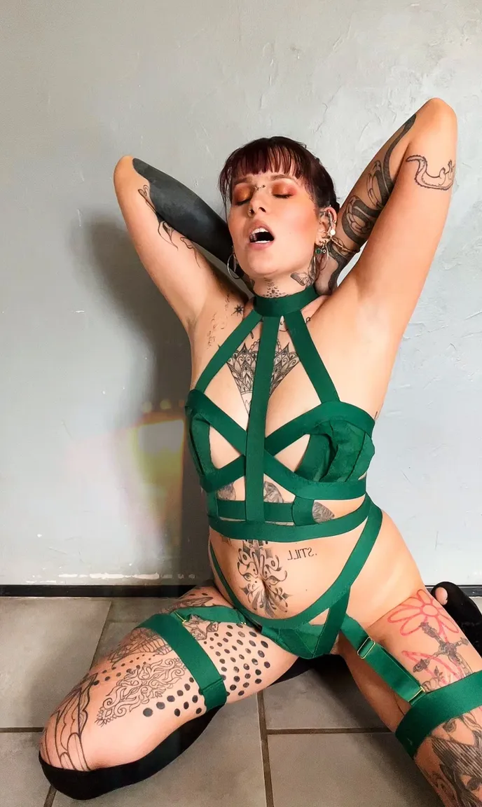 Goddesslouve nude leak — photo porn MYM de Goddesslouve nue