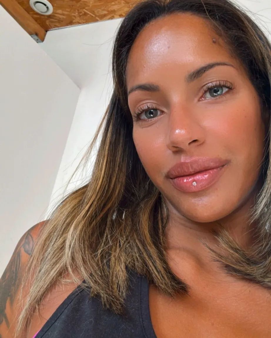 Hot_milka_2-0 nude leak — photo porn MYM de Hot_milka_2-0 nue