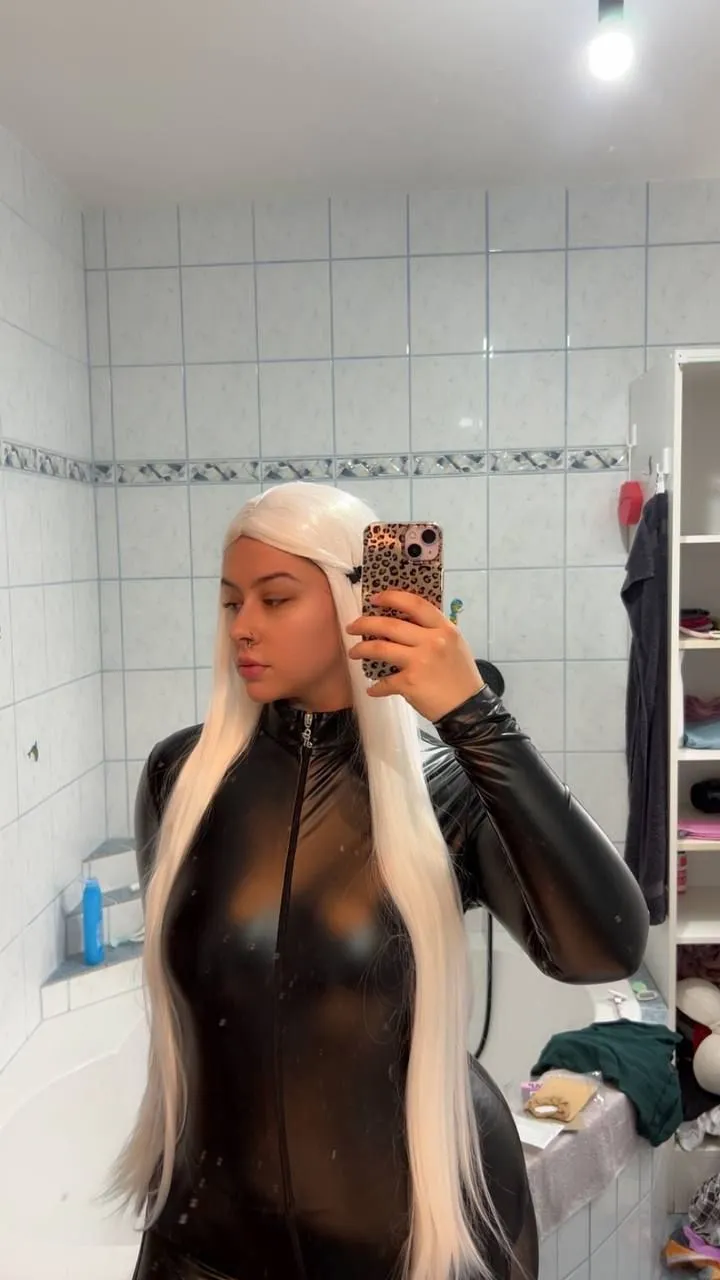Its_me_melii nude leak — photo porn MYM de Its_me_melii nue