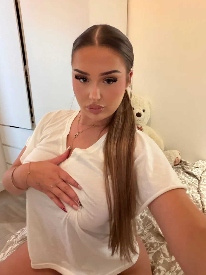 Itselena_ nude leak — photo porn MYM de Itselena_ nue