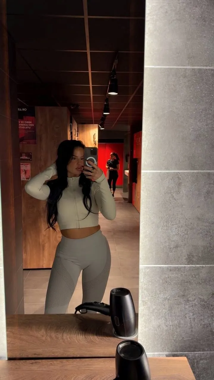 Juliebacha nude leak — photo porn MYM de Juliebacha nue