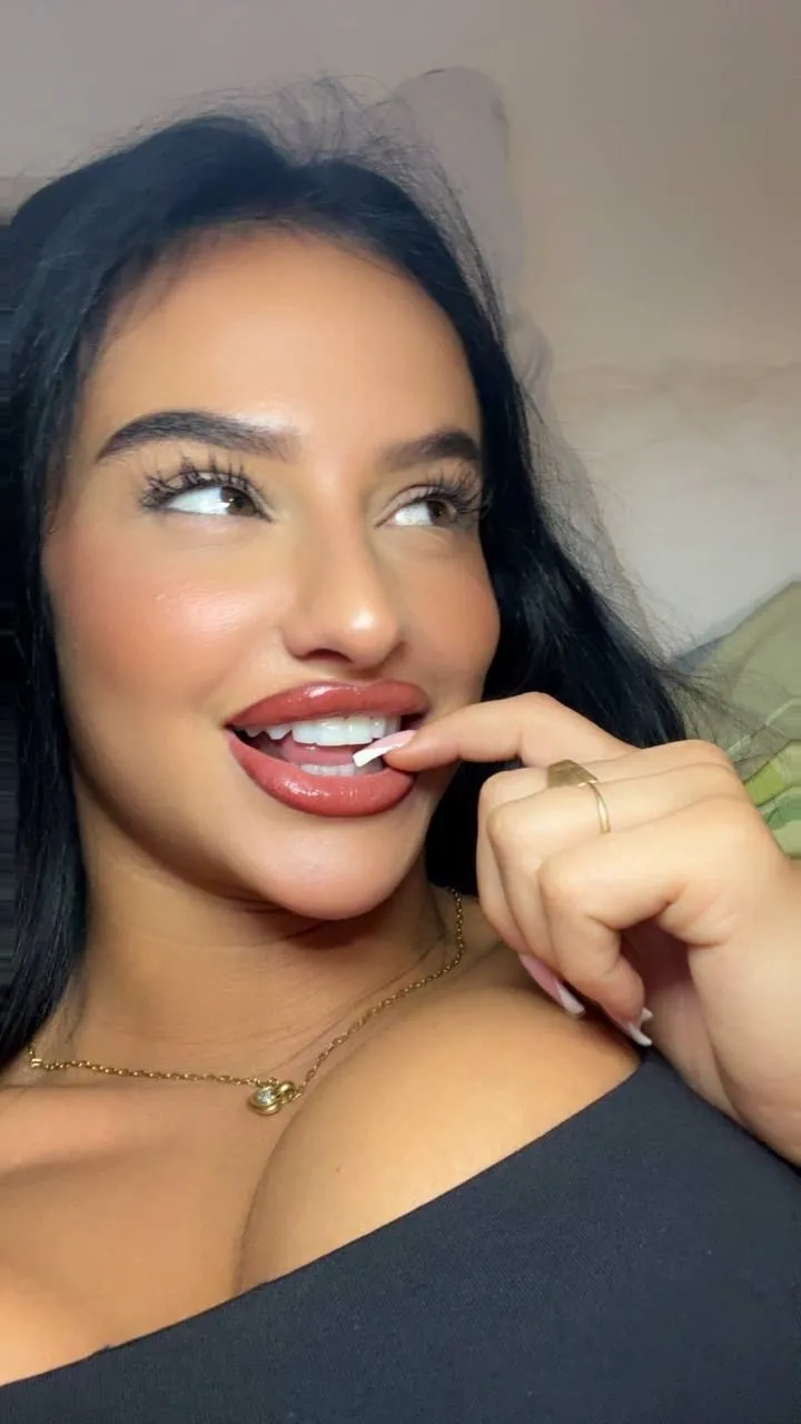 Juliebacha nude leak — photo porn MYM de Juliebacha nue