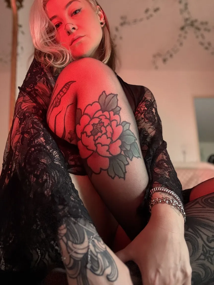 Ladyscorpiolilith nude leak — photo porn MYM de Ladyscorpiolilith nue