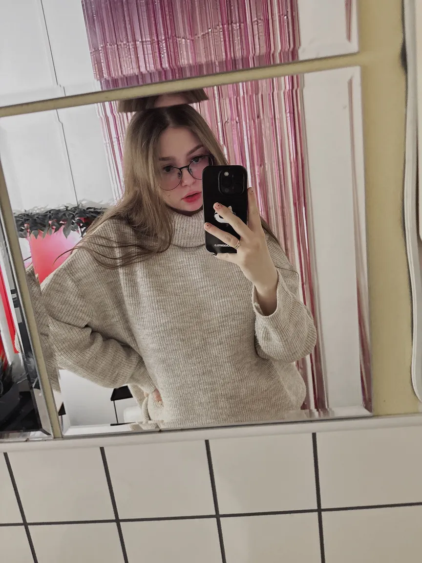 Lapetitecamille nude leak — photo porn MYM de Lapetitecamille nue