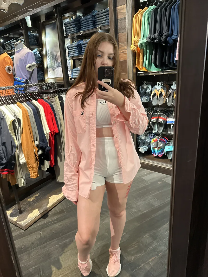 Lapetitecamille nude leak — photo porn MYM de Lapetitecamille nue