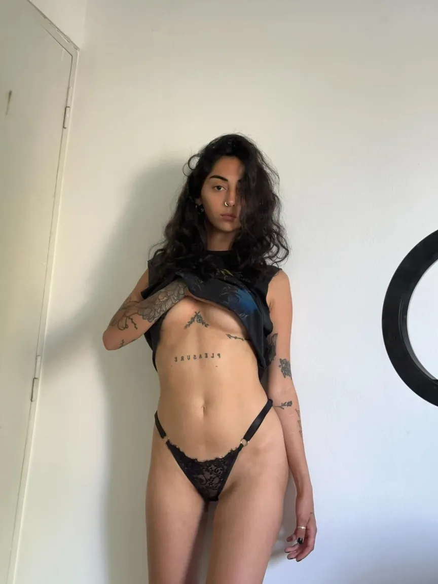 Lapetitepili nude leak — photo porn MYM de Lapetitepili nue