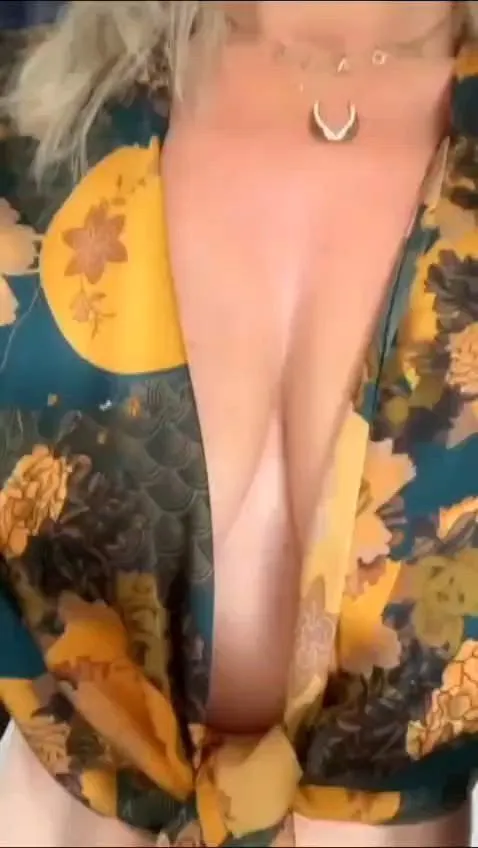 Photo de Laura_milf_nude_sexy - MYM