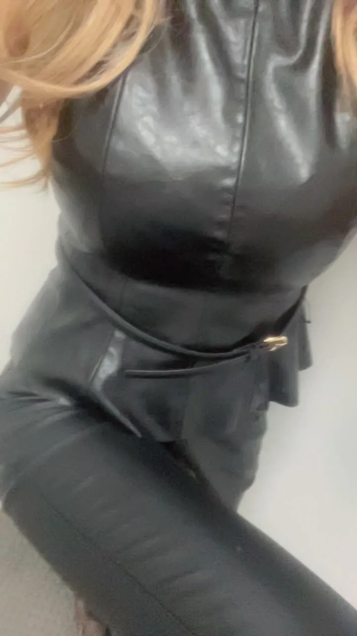 Photo de Laura_milf_nude_sexy - MYM