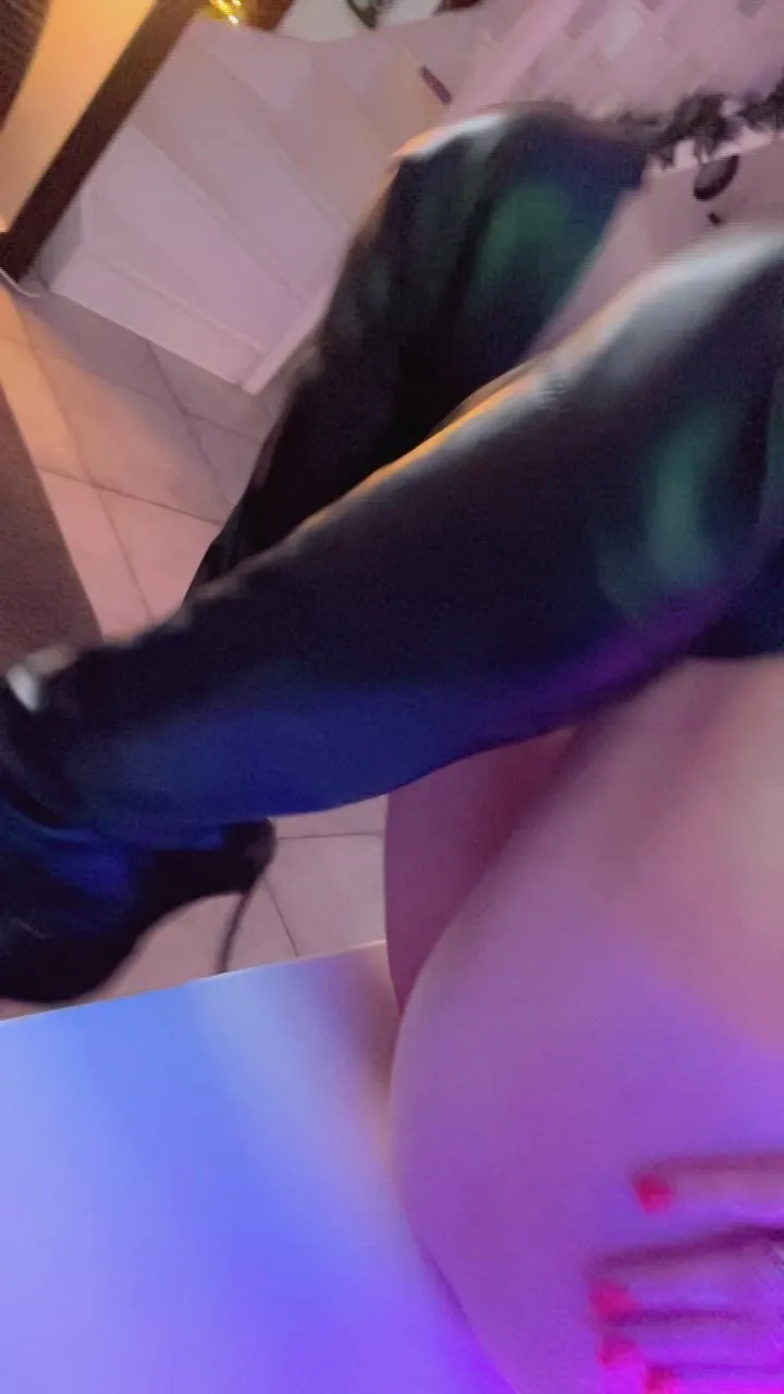 Photo de Laura_milf_nude_sexy - MYM