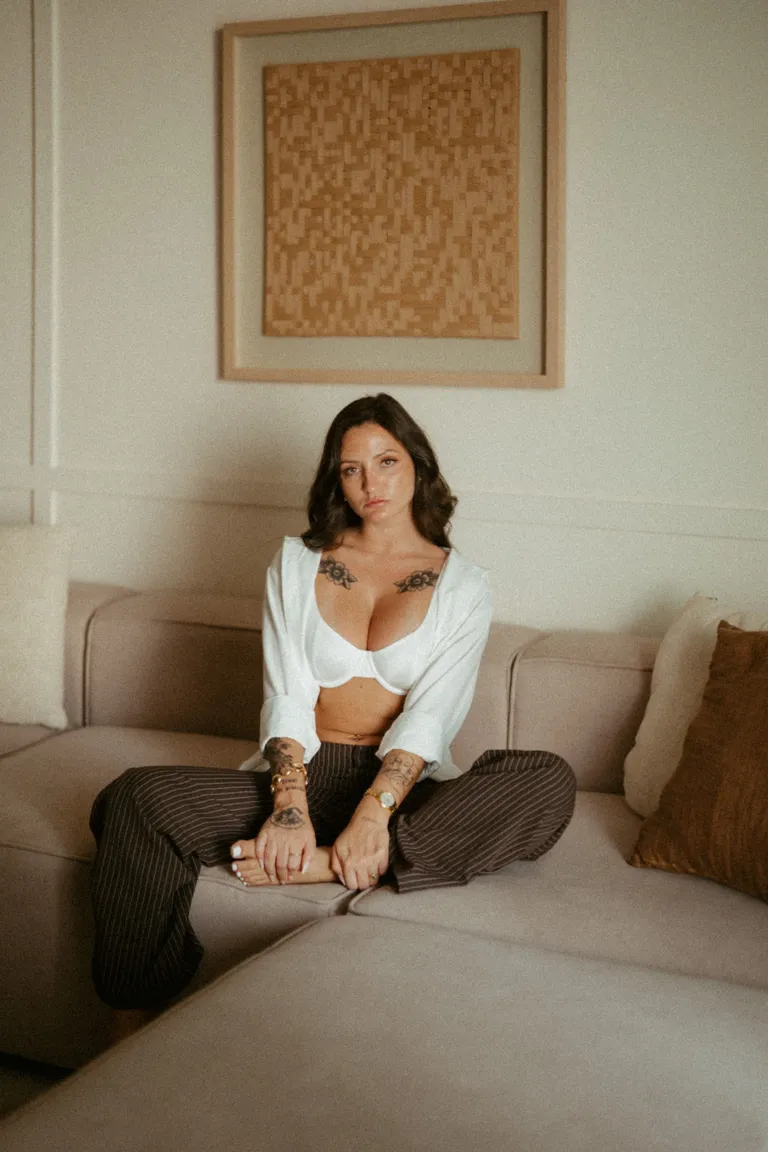 Lauraarsi nude leak — photo porn MYM de Lauraarsi nue