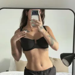 Lauraarsi nude — photo porn leak MYM