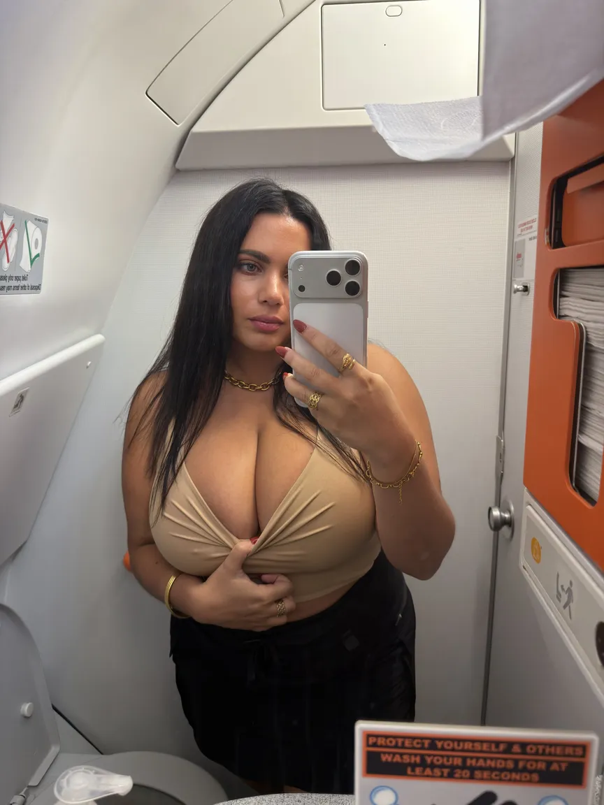 Laurab974 nude leak — photo porn MYM de Laurab974 nue