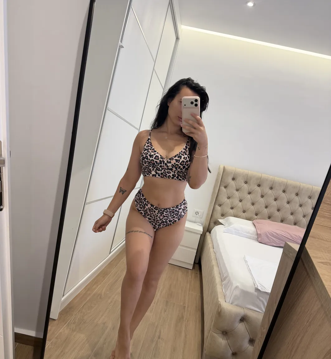 Laureneh nude leak — photo porn MYM de Laureneh nue