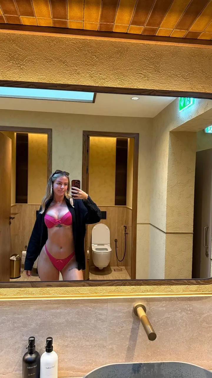 Lenajns nude leak — photo porn MYM de Lenajns nue