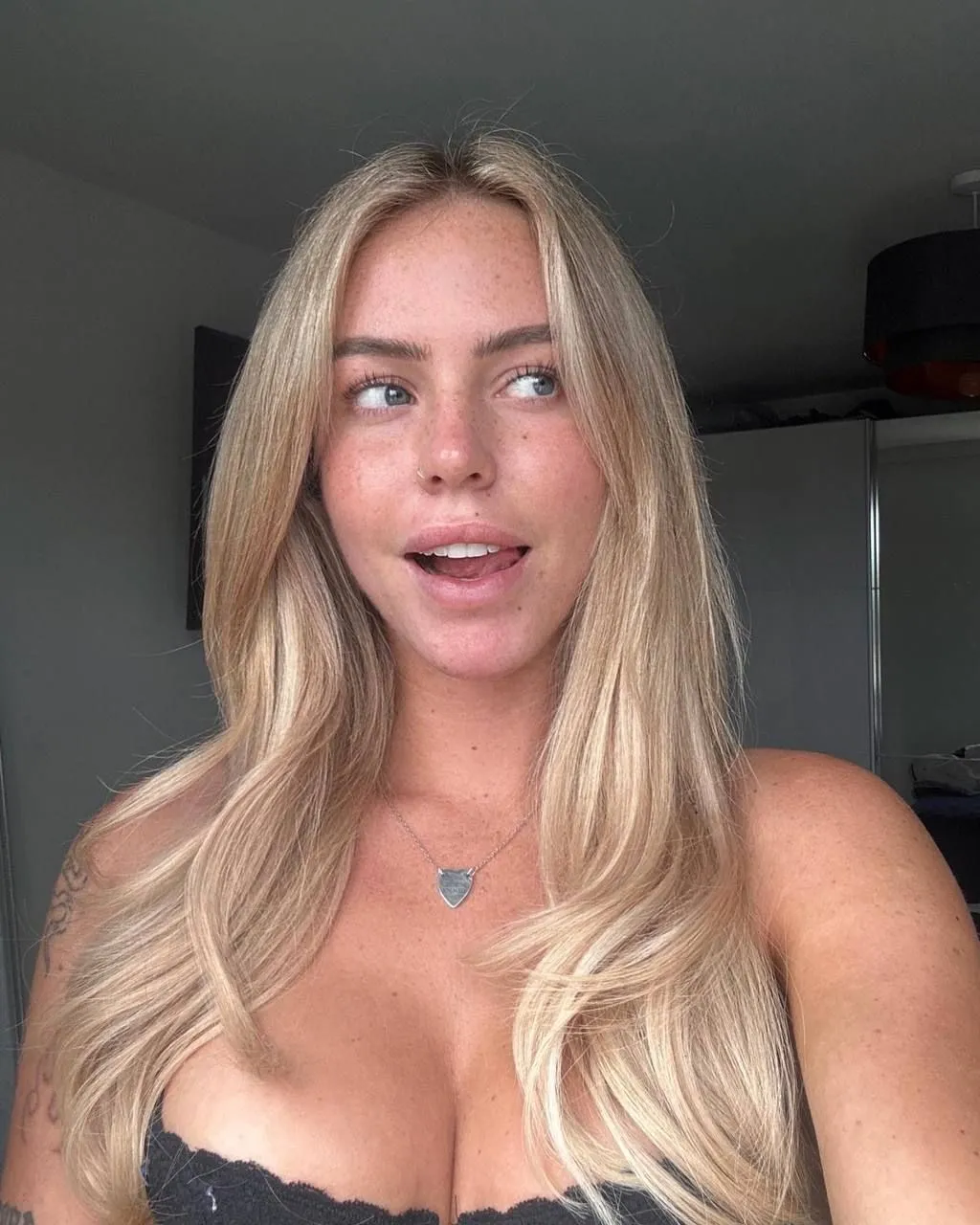 Lenajns nude leak — photo porn MYM de Lenajns nue