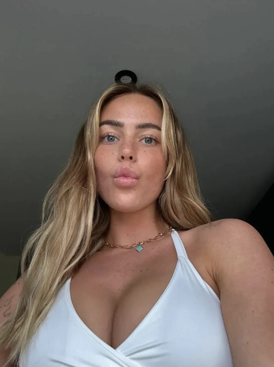 Lenajns nude leak — photo porn MYM de Lenajns nue