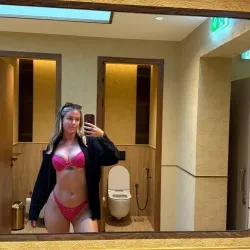 Lenajns nude — photo porn leak MYM